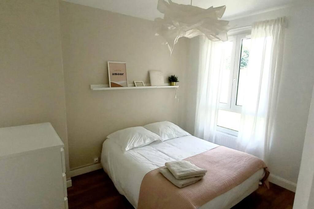 Maisonnette Au 15 Auxerre Luaran gambar